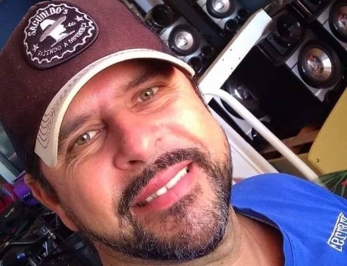 Fernando, 52 anos